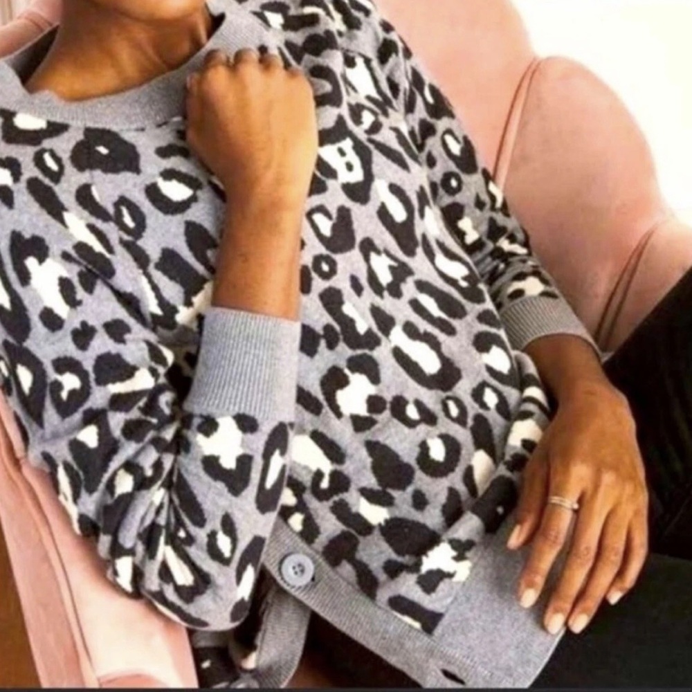 Stella & Dot Gray Side Button Leopard Animal Prin… - image 5